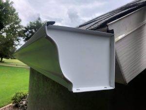 white aluminum k style gutter